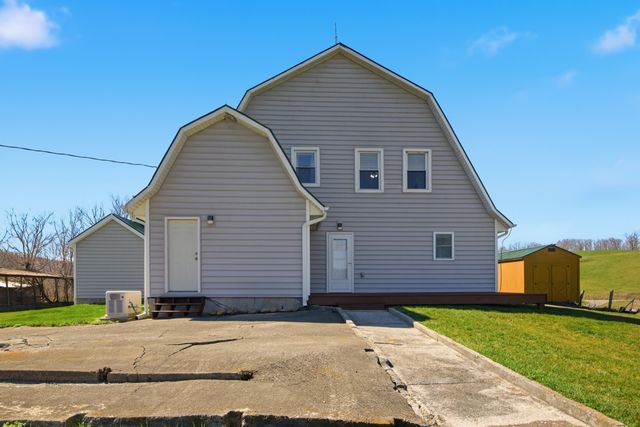 6458 Piney Woods RD, Riner, VA 24149