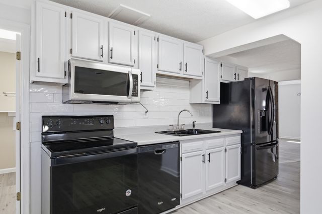 6458 Piney Woods RD, Riner, VA 24149