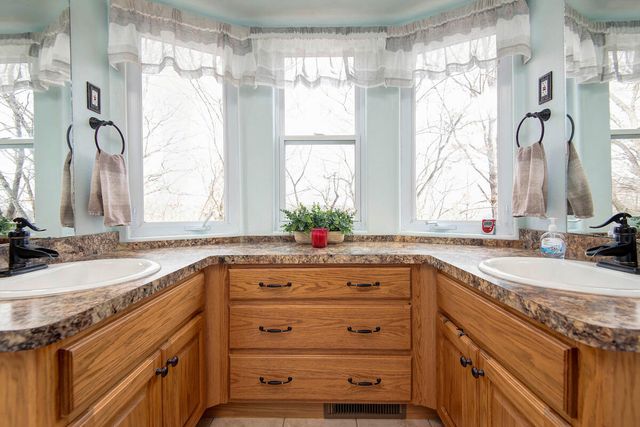 1544 Talking Rocks Road, Branson West, MO 65737