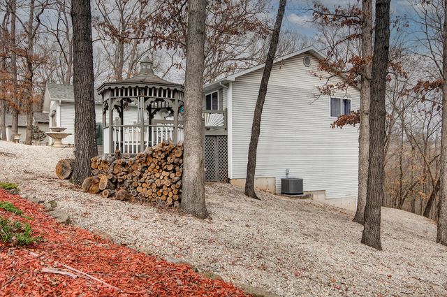 1544 Talking Rocks Road, Branson West, MO 65737