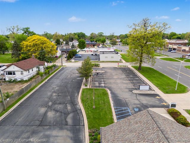 29049 Joy Road, Westland, MI 48185