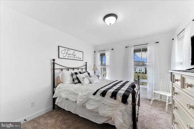 2 ALBRIGHT WAY, Quarryville, PA 17566