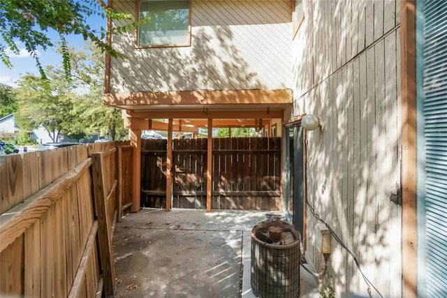 1122 Hollow Creek DR 1, Austin, TX 78704