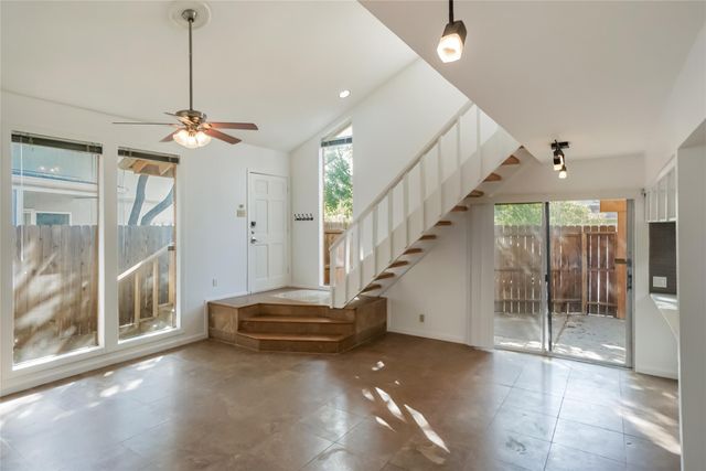 1122 Hollow Creek DR 1, Austin, TX 78704