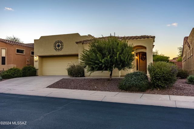 716 W Shadow Wood Street, Green Valley, AZ 85614