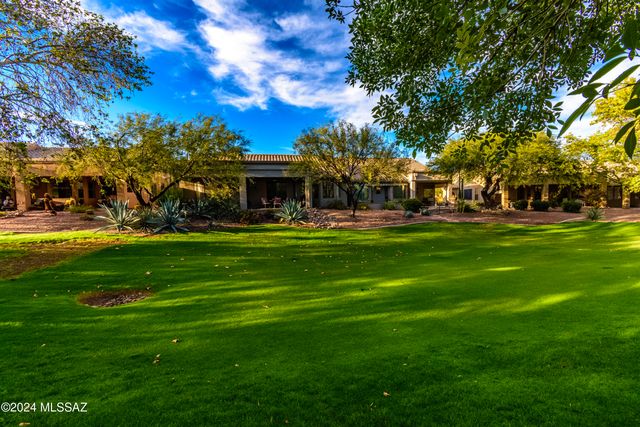 716 W Shadow Wood Street, Green Valley, AZ 85614