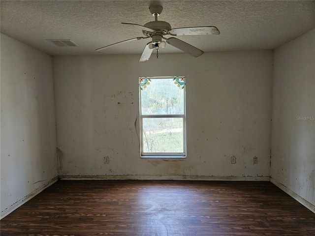 5870 SE 158TH COURT, Ocklawaha, FL 32179