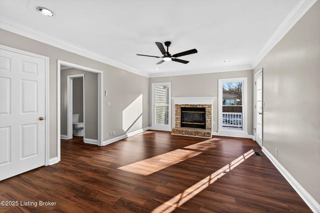 12600 Blackthorn Trace, Louisville, KY 40299