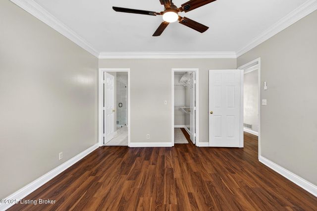 12600 Blackthorn Trace, Louisville, KY 40299