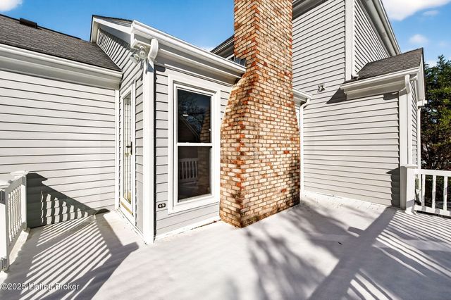 12600 Blackthorn Trace, Louisville, KY 40299