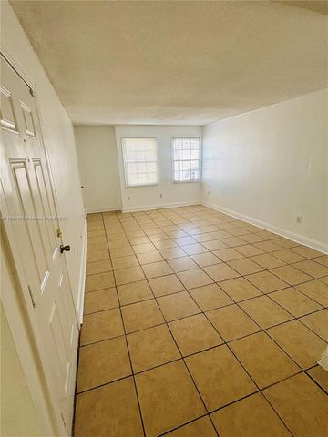 2777 L B MCLEOD RD C, Orlando, FL 32805