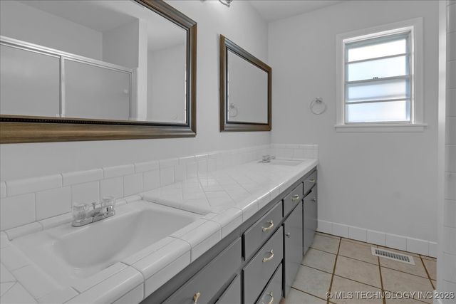 296 S 118th East Avenue, Tulsa, OK 74128