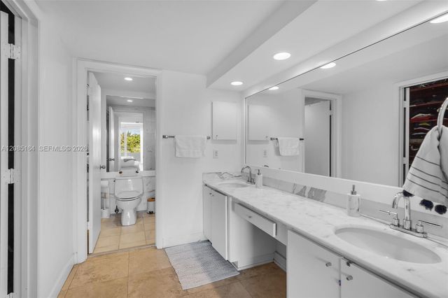 199 Ocean Lane Drive 310, Key Biscayne, FL 33149