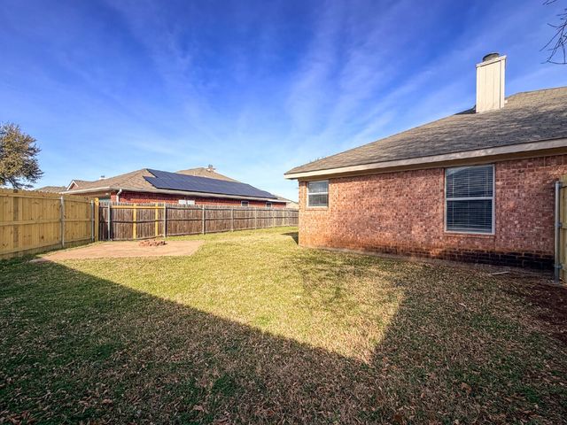 308 Palm Street, Crowley, TX 76036