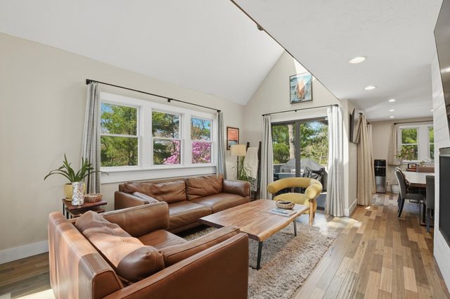 55 Summersea Road, Mashpee, MA 02649