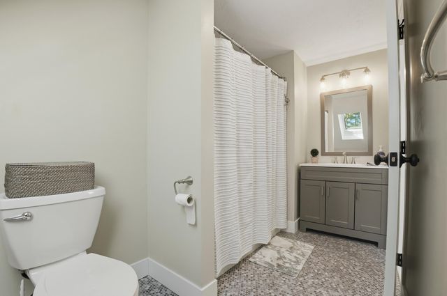 55 Summersea Road, Mashpee, MA 02649