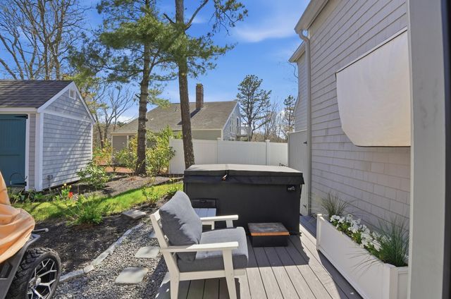 55 Summersea Road, Mashpee, MA 02649