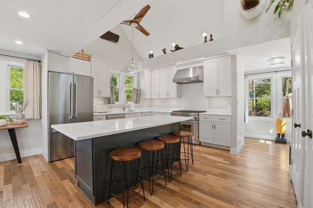 55 Summersea Road, Mashpee, MA 02649