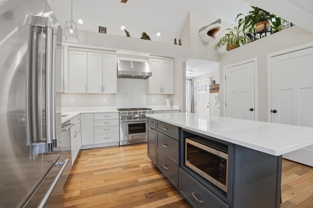 55 Summersea Road, Mashpee, MA 02649