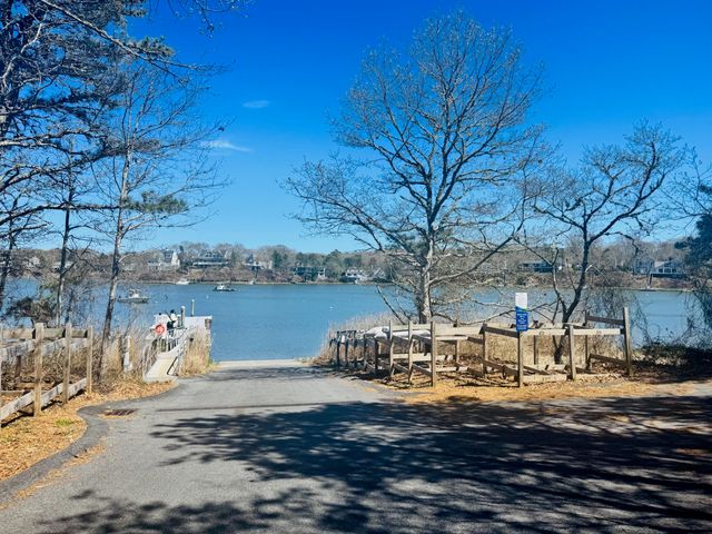 55 Summersea Road, Mashpee, MA 02649