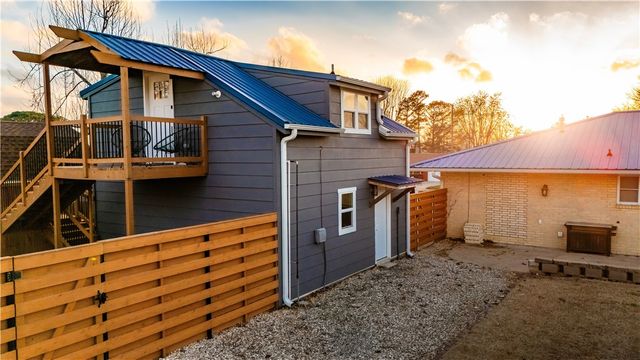 1839 S 11th Place, Rogers, AR 72756