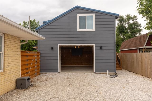 1839 S 11th Place, Rogers, AR 72756