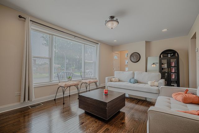 12832 S Sangamon Street, Chicago, IL 60643