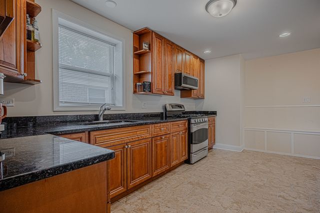 12832 S Sangamon Street, Chicago, IL 60643