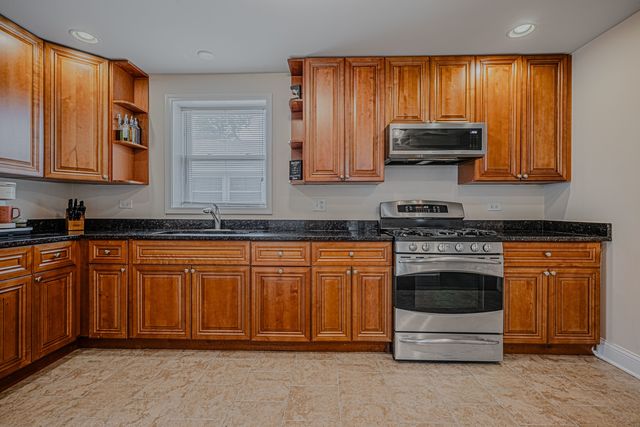 12832 S Sangamon Street, Chicago, IL 60643