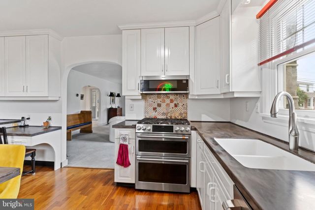 6 S 34TH ST, Camp Hill, PA 17011