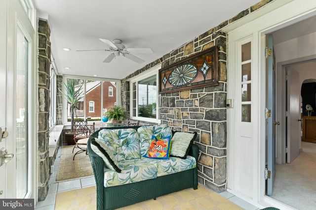 6 S 34TH ST, Camp Hill, PA 17011