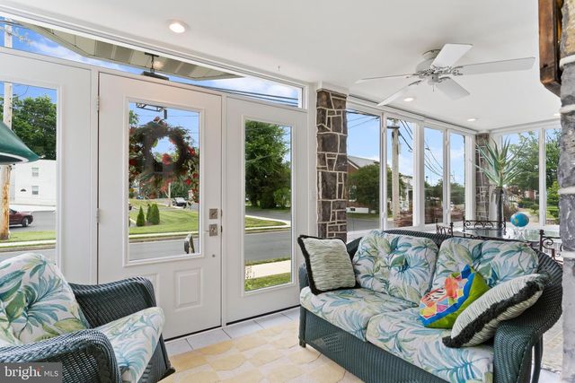 6 S 34TH ST, Camp Hill, PA 17011