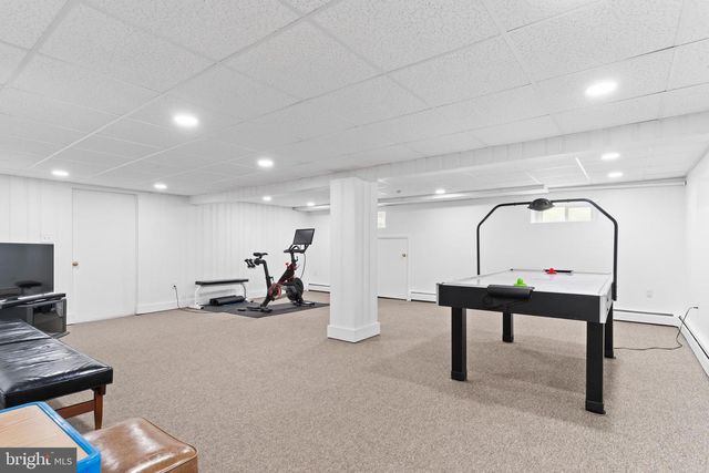 6 S 34TH ST, Camp Hill, PA 17011