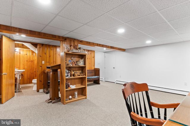 6 S 34TH ST, Camp Hill, PA 17011