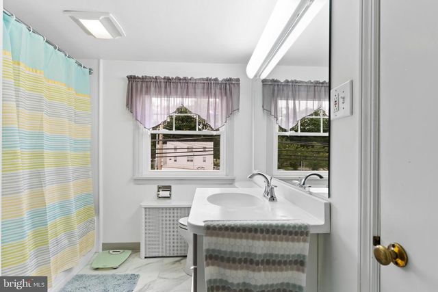 6 S 34TH ST, Camp Hill, PA 17011