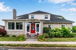 6 S 34TH ST, Camp Hill, PA 17011