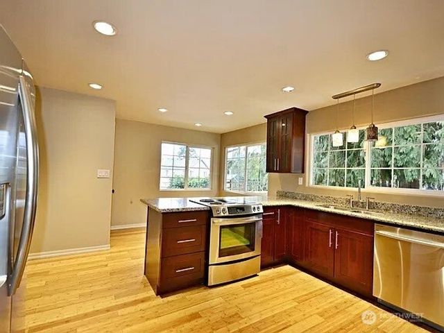 15812 Juanita Drive NE, Kenmore, WA 98028