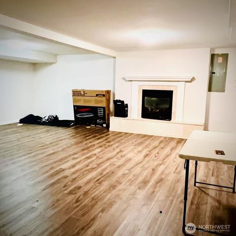 15812 Juanita Drive NE, Kenmore, WA 98028