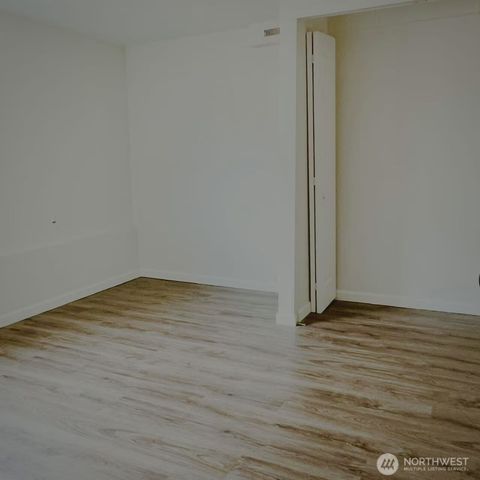 15812 Juanita Drive NE, Kenmore, WA 98028