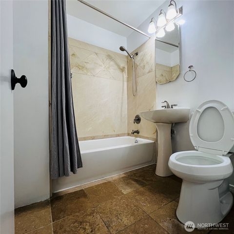 15812 Juanita Drive NE, Kenmore, WA 98028