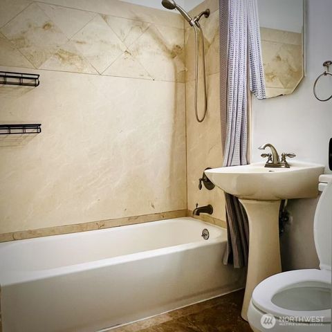 15812 Juanita Drive NE, Kenmore, WA 98028