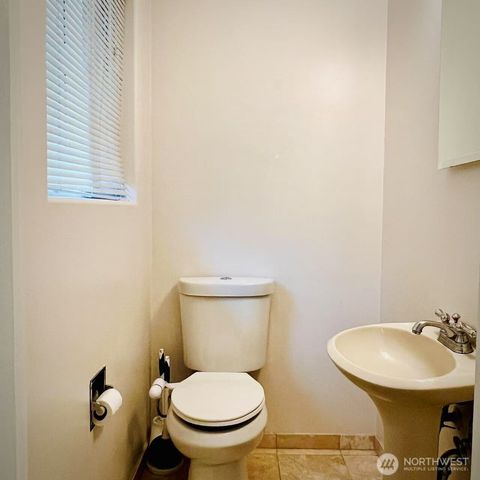 15812 Juanita Drive NE, Kenmore, WA 98028