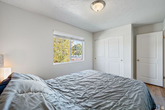 9141 S LITTLE CREEK DR, West Jordan, UT 84088