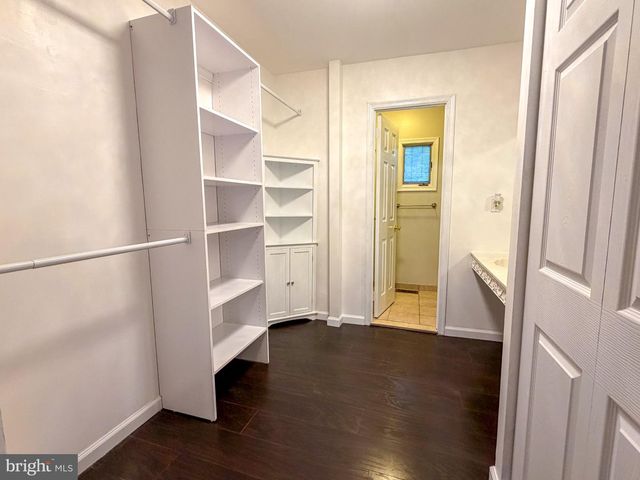 890 JORDAN DR, Bensalem, PA 19020