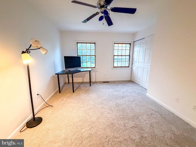 890 JORDAN DR, Bensalem, PA 19020