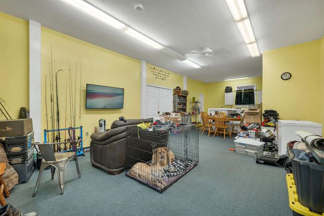 71 Kelleys Corner Road, Chichester, NH 03258