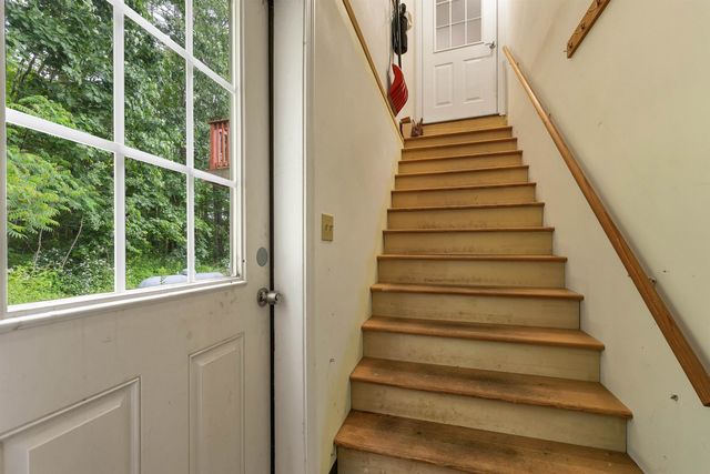 71 Kelleys Corner Road, Chichester, NH 03258