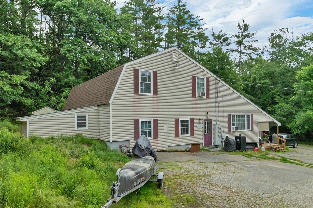 71 Kelleys Corner Road, Chichester, NH 03258