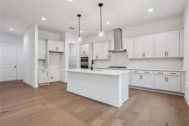 211 East Harbor Drive, Dawsonville, GA 30534