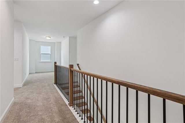 211 East Harbor Drive, Dawsonville, GA 30534